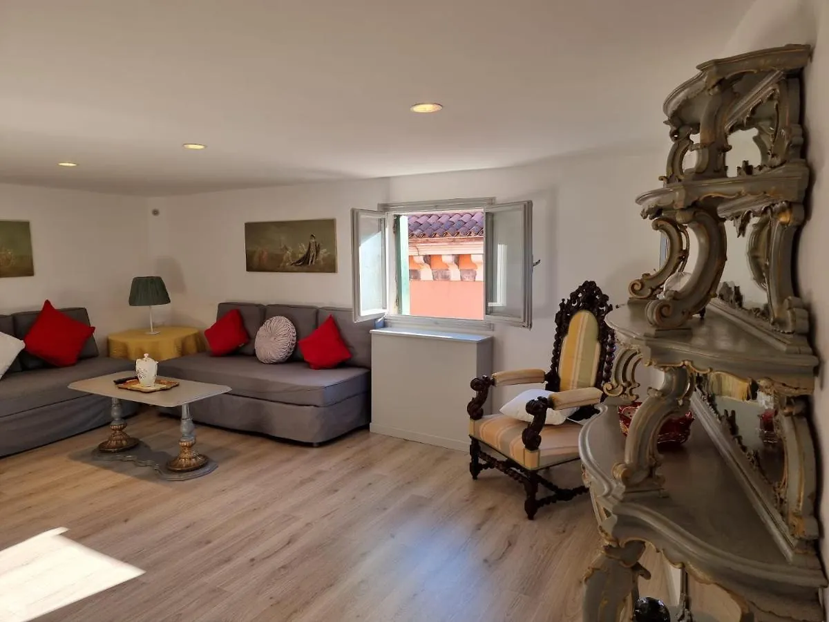 Venice San Marco Lovely Apartment For 5 Persons